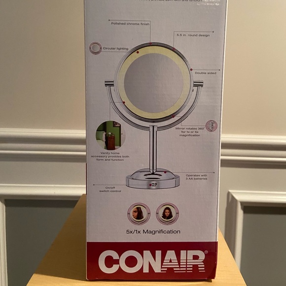 CONAIR Circular lighting mirror 5X - Picture 4 of 6